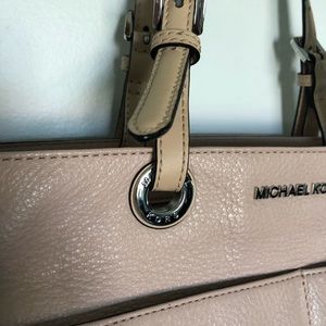 MICHAEL KORS | purse